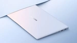 Огляд Honor MagicBook Art 14 2025: Потужність Intel Ultra та Преміальний Дизайн