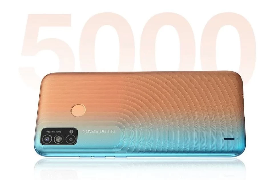 Tecno Spark 21 — бюджетний смартфон із великим екраном і сучасним дизайном